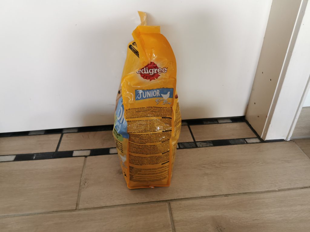 Pedigree Vital Protection Junior Hundefutter Beutel Seite 1