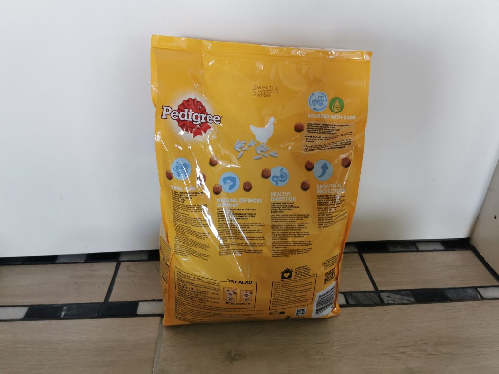 Pedigree Vital Protection Junior Hundefutter Beutel von hinten