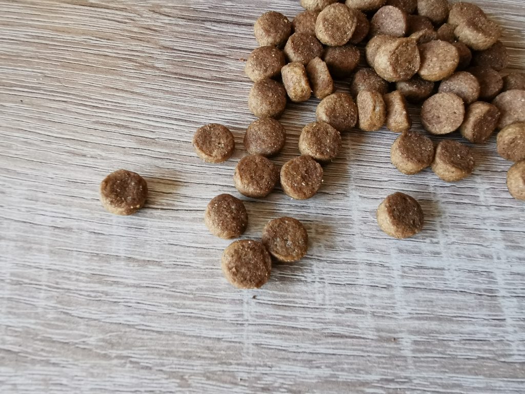 Pedigree Vital Protection Junior Hundetrockenfutter Kroketten Detail