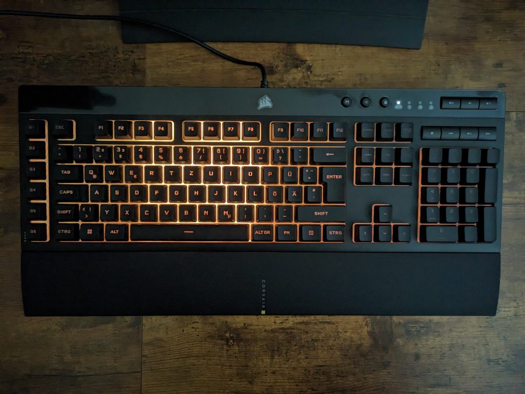 RGB-Beleuchtung der Corsair K55 RGB PRO Gaming-Tastatur (2)