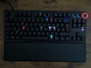 RGB-Beleuchtung der Razer Huntsman V3 Pro Tenkeyless Gaming-Tastatur (2)