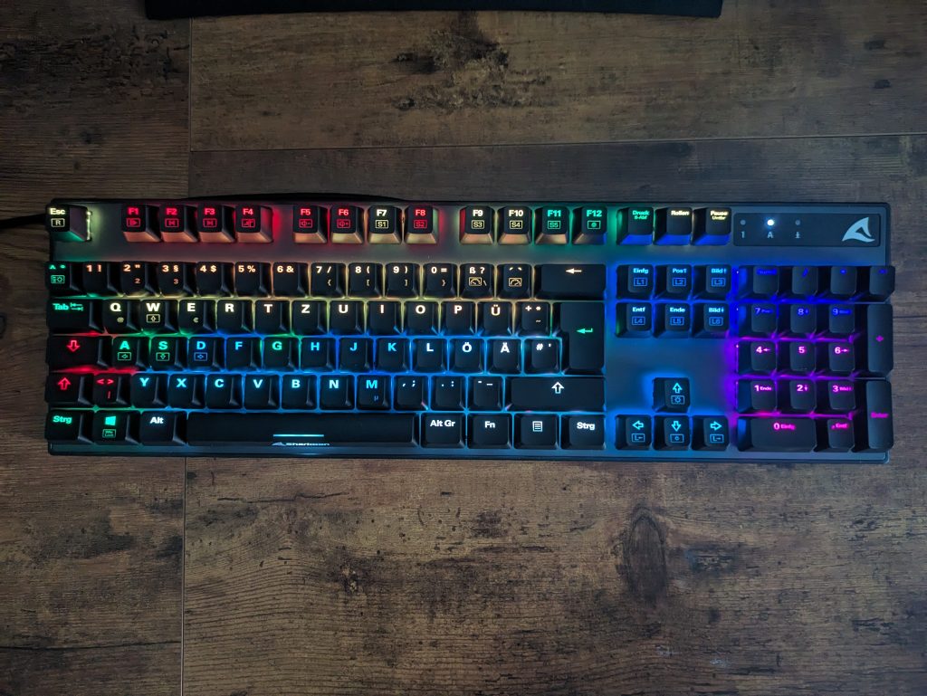 RGB-Beleuchtung der Sharkoon Skiller SGK20 Gaming-Tastatur (2)
