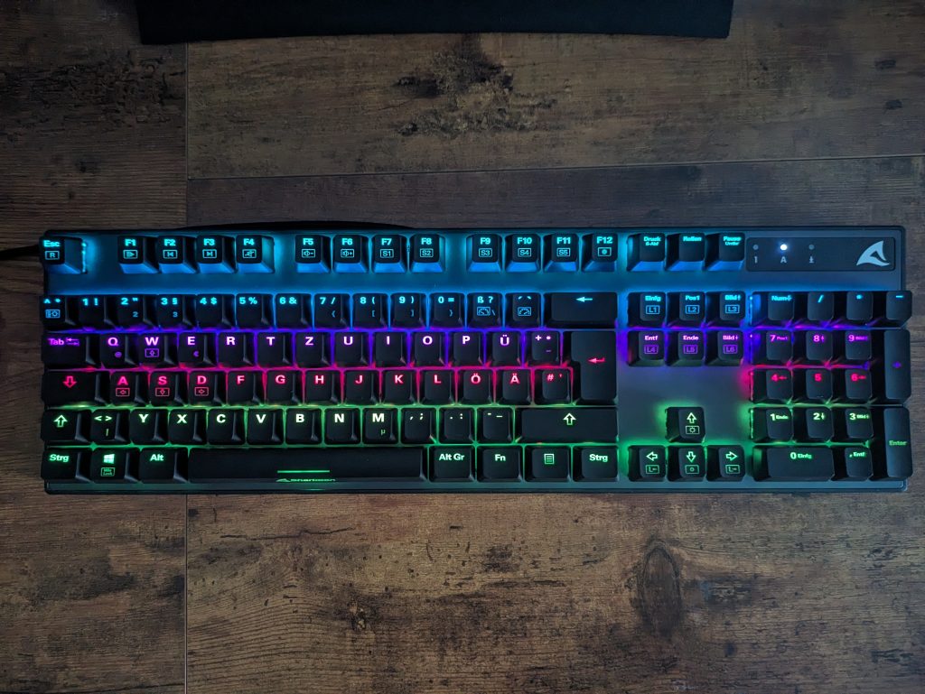 RGB-Beleuchtung der Sharkoon Skiller SGK20 Gaming-Tastatur (3)