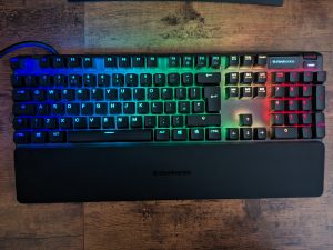 RGB-Beleuchtung der SteelSeries Apex Pro HyperMagnetic Gaming-Tastatur (3)