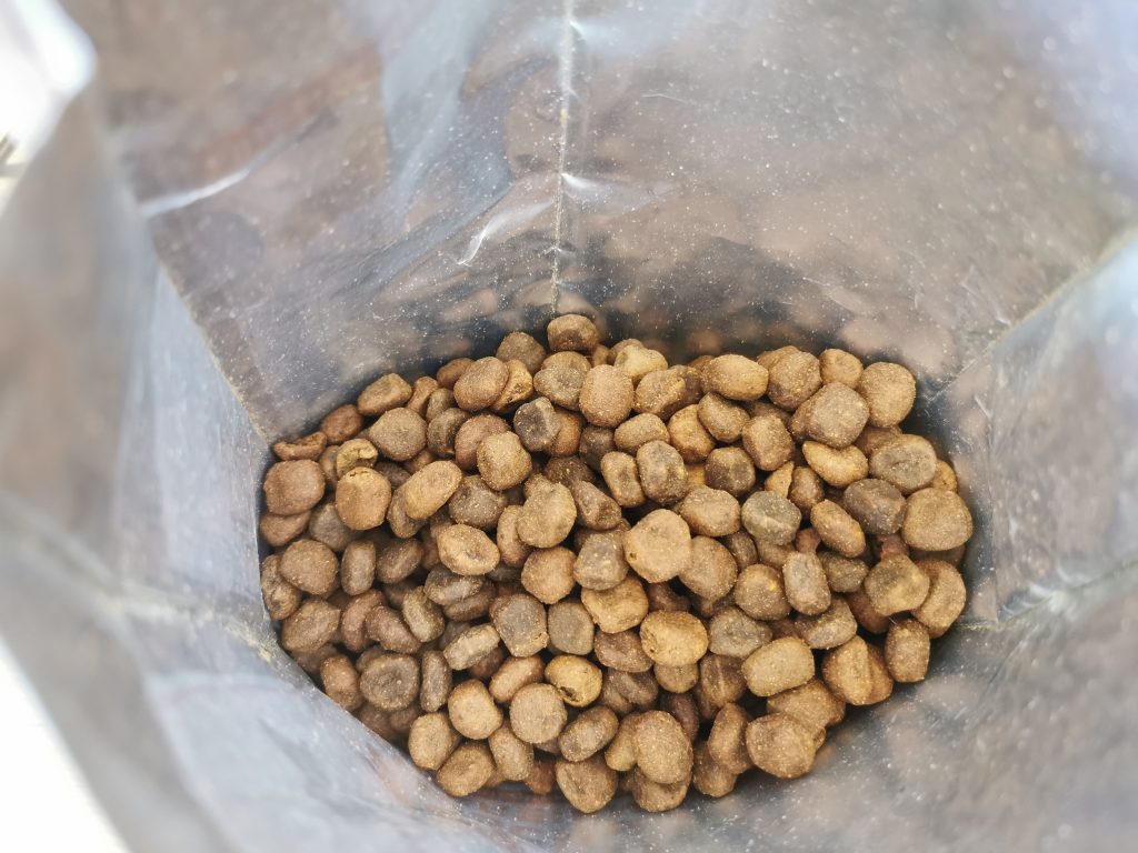 Rinti Max-I-Mum Rind Hundetrockenfutter in Tüte
