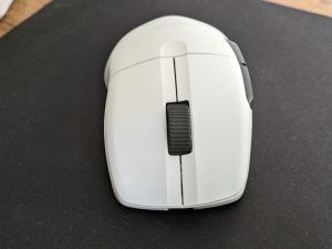 Roccat Kone Pro Air Gaming-Maus von vorne