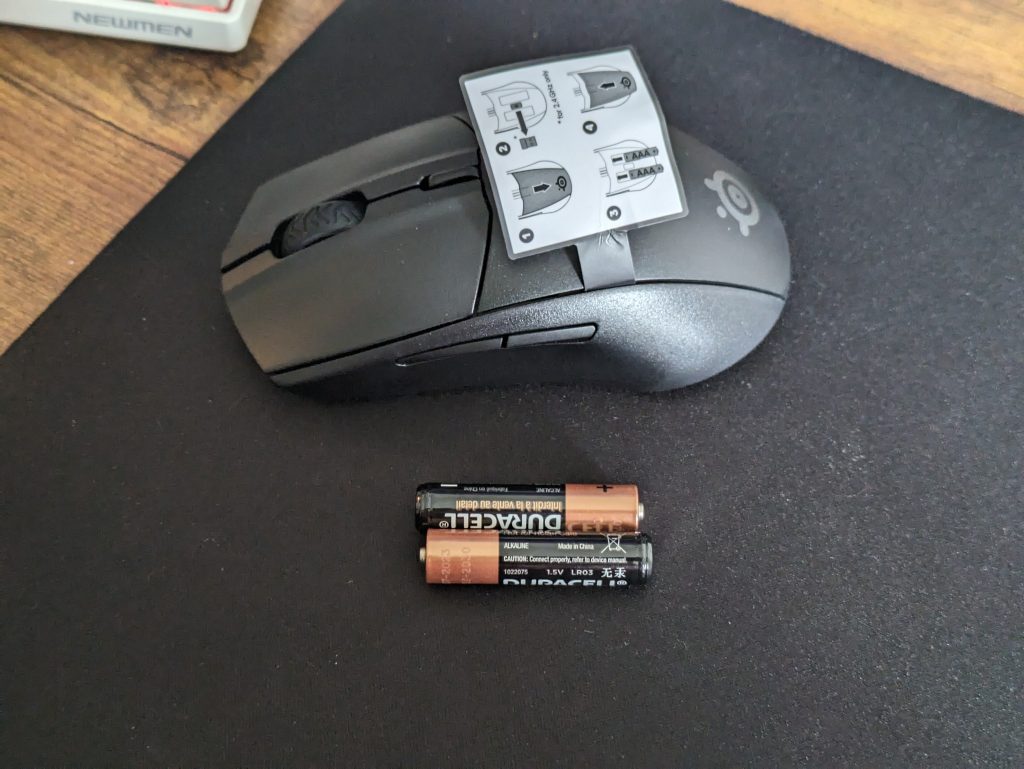 SteelSeries Rival 3 Wireless Gaming-Maus mit Batterien