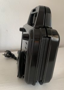 Tefal SW853D Snack Collection Sandwichmaker vertikaler Stand mit aufgewickeltem Kabel