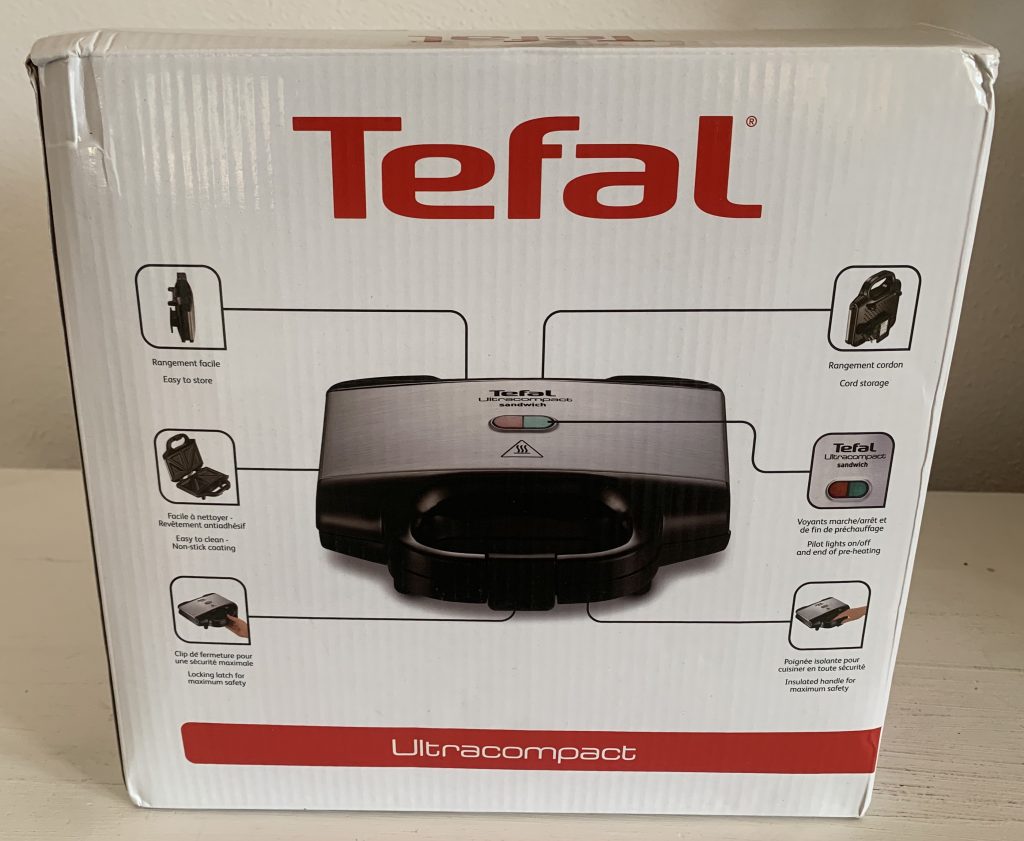Tefal Ultracompact SM1552 Sandwichmaker im Karton von hinten
