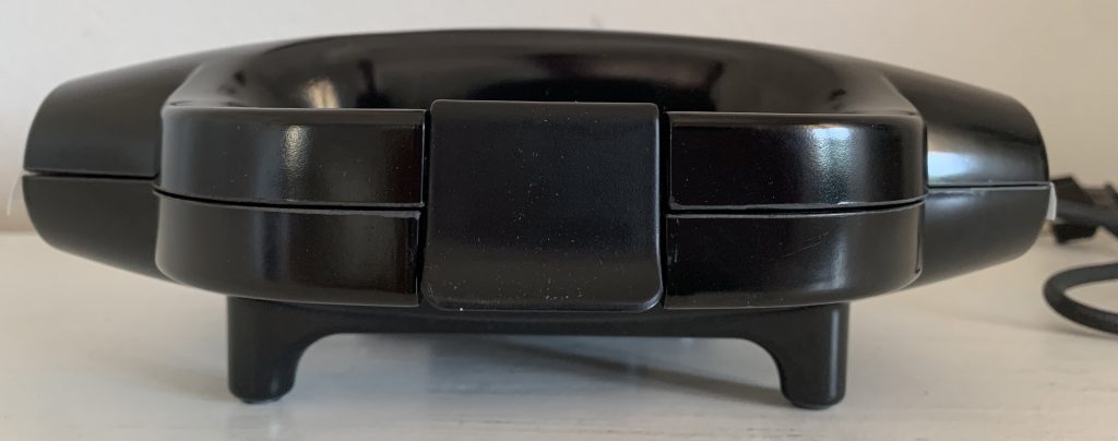 Tefal Ultracompact SM1552 Sandwichmaker von vorne