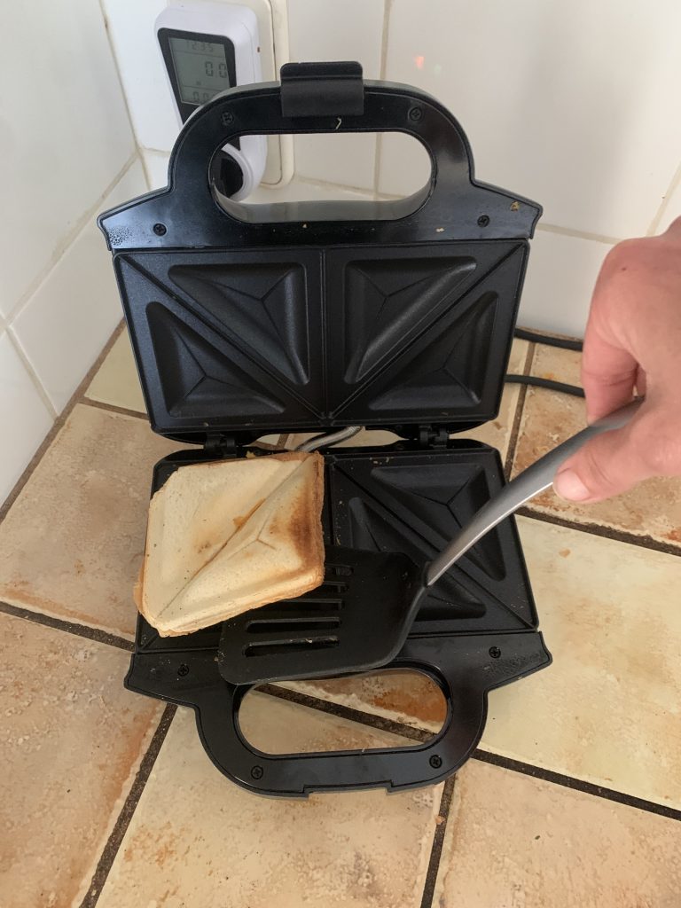 Tefal Ultracompact SM1552 Sandwichmaker zweites 3-Minuten-Sandwich