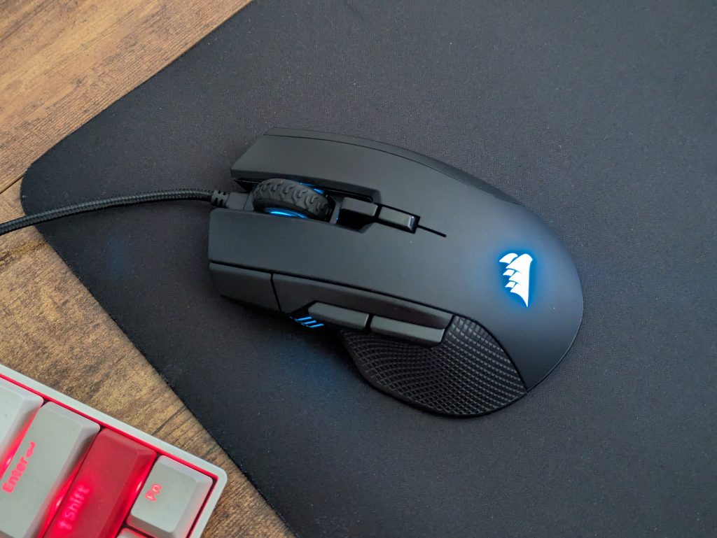 Titelbild der Corsair IRONCLAW Gaming-Maus