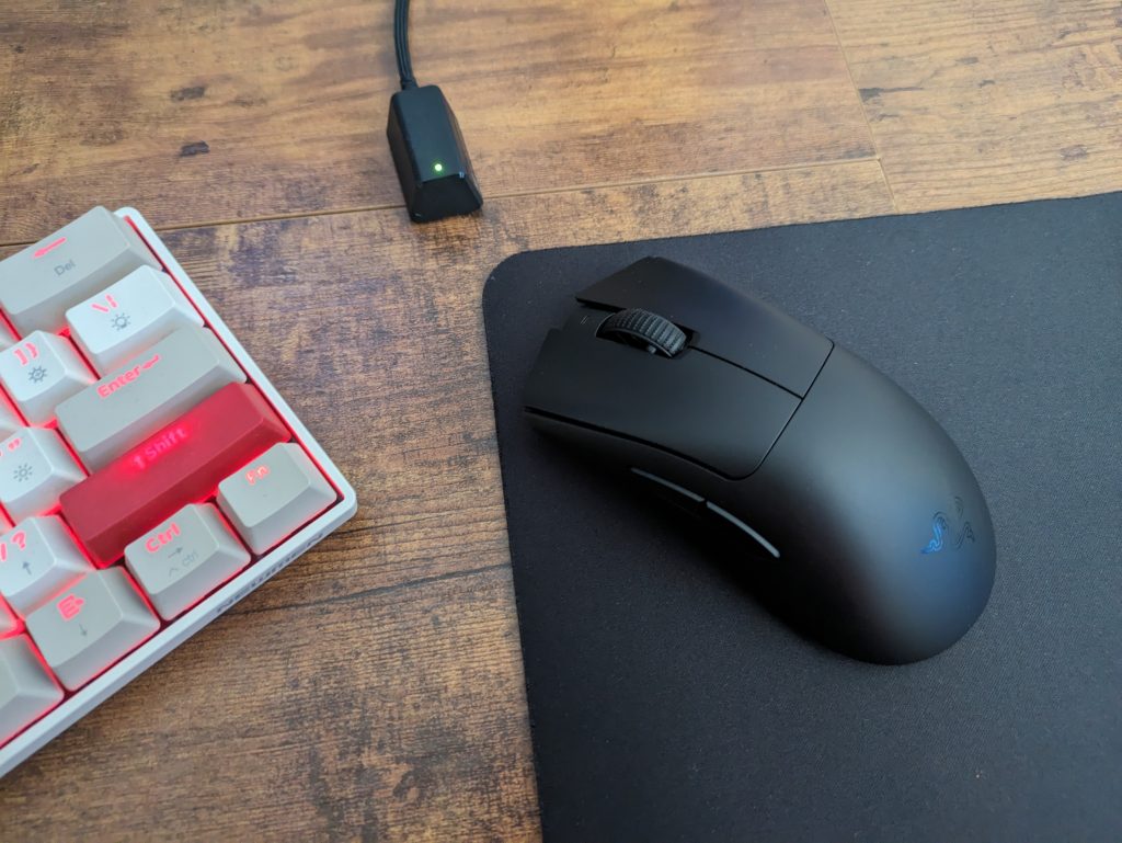 Titelbild der Razer Deathadder V3 Pro Gaming-Maus