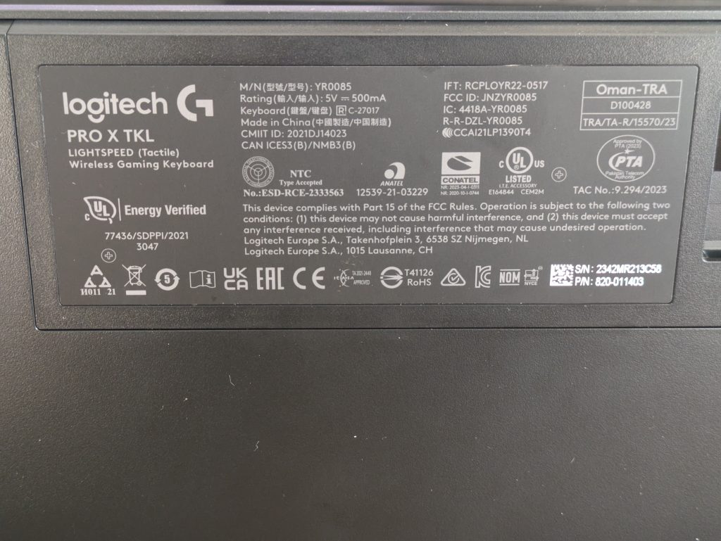 Typschild der Logitech G PRO X TKL LIGHTSPEED Gaming-Tastatur