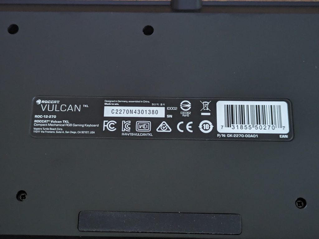 Typschild der Roccat Vulcan TKL Gaming-Tastatur