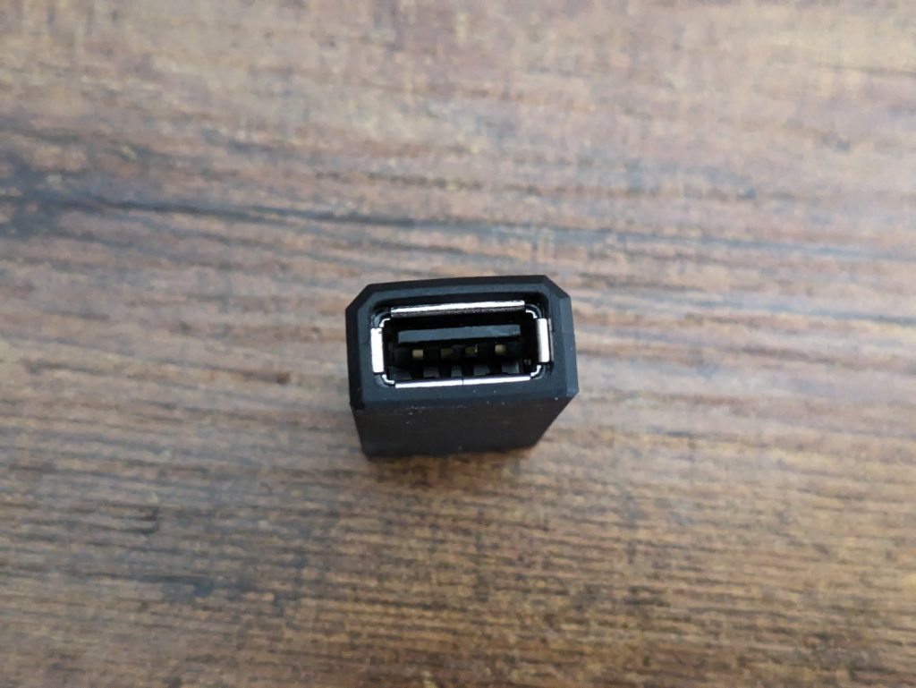 USB-Adapter der Logitech G915 LIGHTSPEED TKL Gaming-Tastatur (3)
