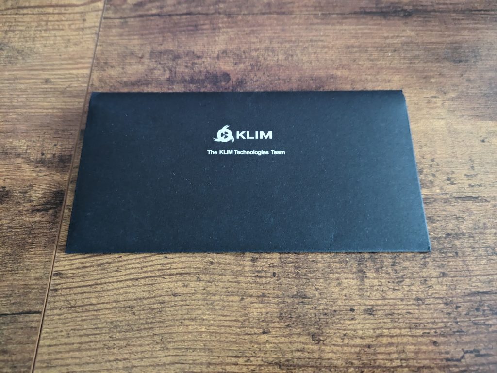 Verpackung der Aufkleber der KLIM Chroma Gaming-Tastatur