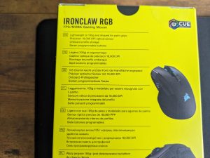 Verpackung der Corsair IRONCLAW Gaming-Maus in der Nahansicht