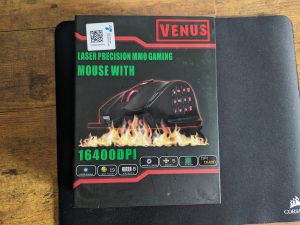 Verpackung der UtechSmart Venus Gaming-Maus von vorne