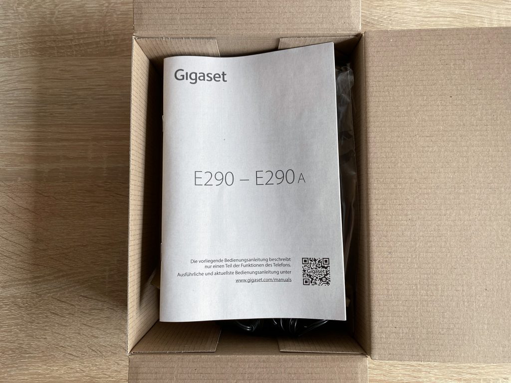 Gigaset E290 Seniorenhandy in der Verpackung 1