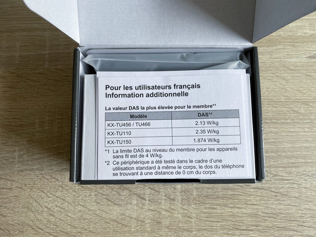 Panasonic KX-TU110 EXB Seniorenhandy in der Verpackung 1