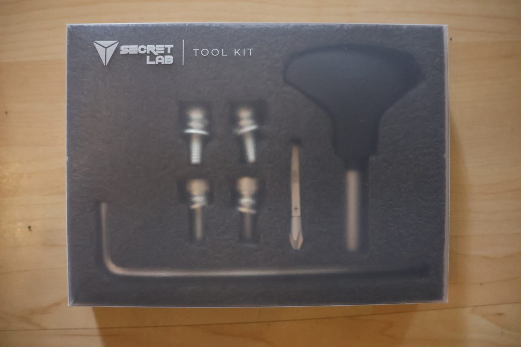 SecretLab Titan Evo Bürostuhl Tool Kit