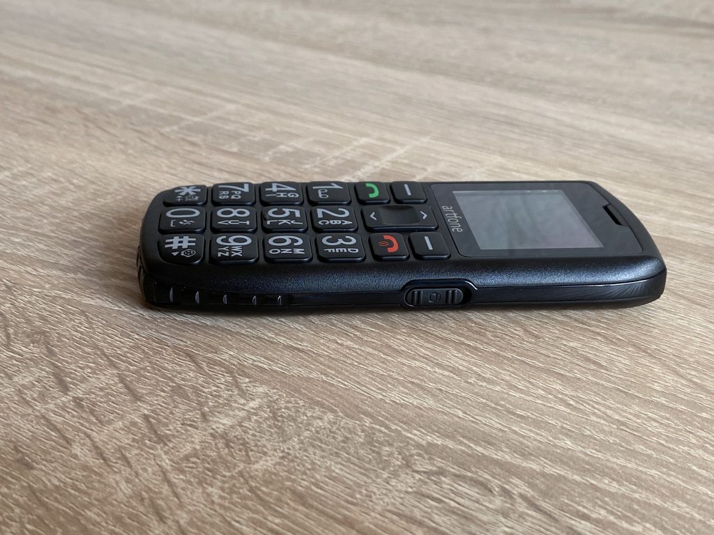 Artfone C1+ Seniorenhandy rechte Seite