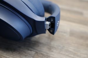 Edifier WH700NB Noise-Cancelling-Kopfhörer Scharnier