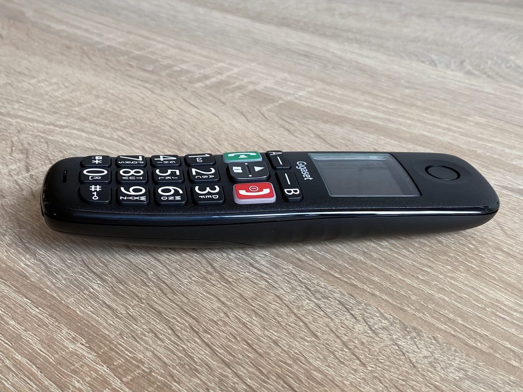 Gigaset E290 Seniorenhandy rechte Seite