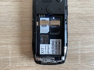 Artfone C1+ Seniorenhandy eingelegte Karten