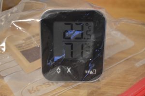 TFA Dostmann Moxx Thermo-Hygrometer Test Luftfeuchtigkeit