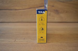 TFA Dostmann Moxx Thermo-Hygrometer Verpackung Seitenansicht