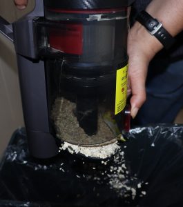 Aujun J10 Akku-Staubsauger Action