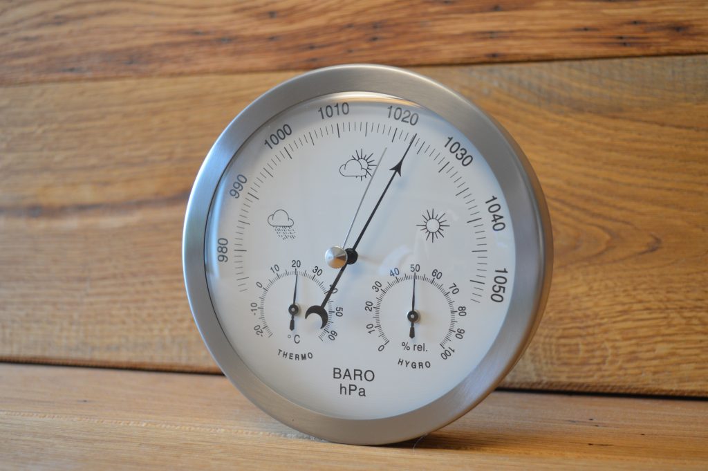 GardenMate Hygrometer und Barometer Frontansicht