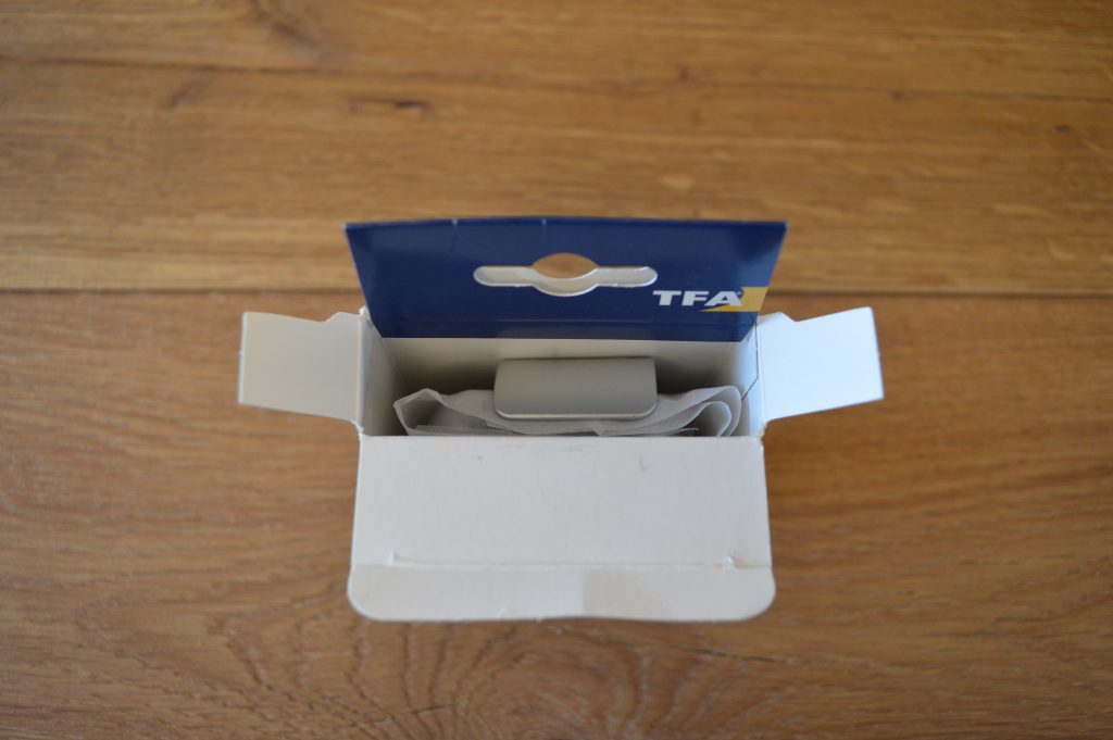 TFA Dostmann Moxx Thermo-Hygrometer Verpackung geöffnet
