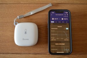 Govee H5179 Thermo-Hygrometer und App-Ansicht