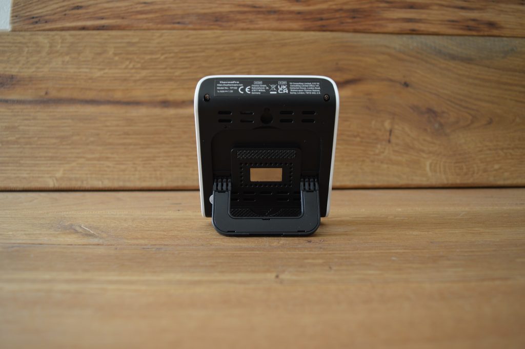 ThermoPro TP152 Thermo-Hygrometer Rückansicht mit Standfuß