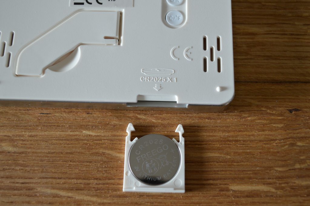 Beurer HM16 Thermo-Hygrometer Batteriefach Detailansicht