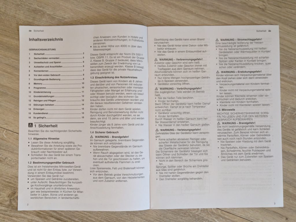 Anleitung der Siemens FF023LMW0 iQ300 Mikrowelle, geöffnet
