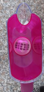 Aquaphor Smile Cyclamen Wasserfilter Blick in Karaffe