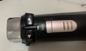 BaByliss AS200E Warmluftbürste Nahaufnahme Bedienelement