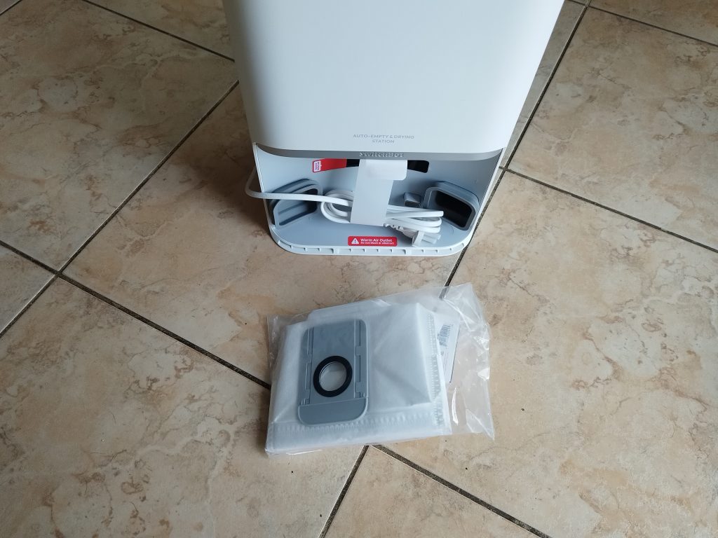 Basisstation-des-SwitchBot-S10-Saug-Wisch-Roboters-mit-Beutel