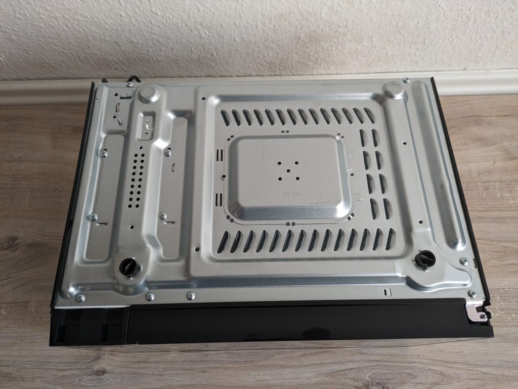 Bauknecht MWK 201 B Mikrowelle von unten