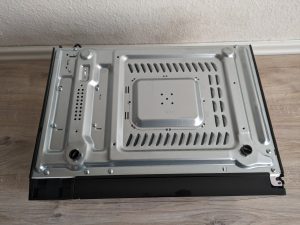 Bauknecht MWK 201 B Mikrowelle von unten