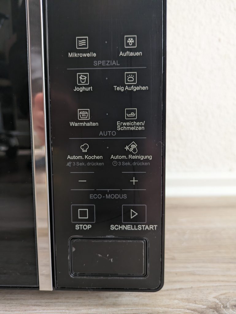 Bedienfeld der Bauknecht MWK 201 B Mikrowelle
