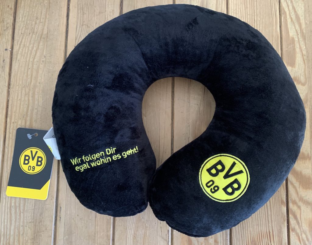 Borussia Dortmund Unisex BVB Nackenkissen ausgepackt