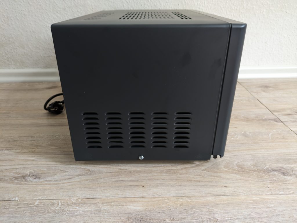 CASO Design M20 Ecostyle Mikrowelle von rechts