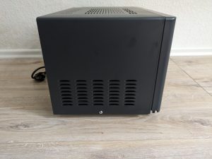 CASO Design M20 Ecostyle Mikrowelle von rechts