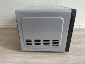 Cecotec Microondas ProClean 3050 Mikrowelle von rechts