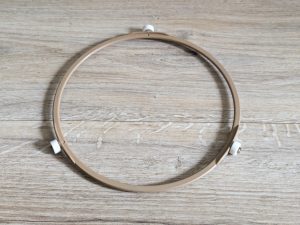 Drehring der Cecotec Microondas ProClean 3050 Mikrowelle